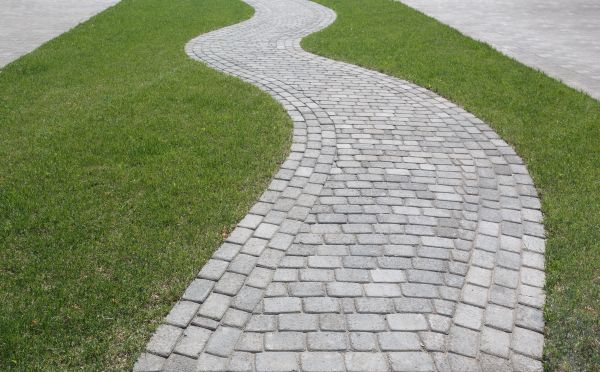 Cost of Paver Walkway Service in South Lyon