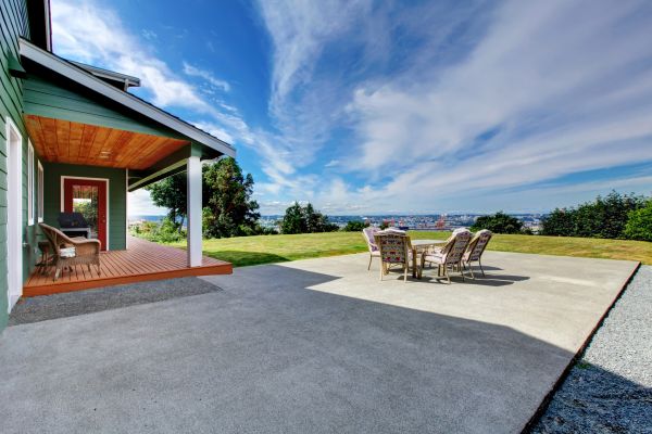 Backyard Paving in South Lyon